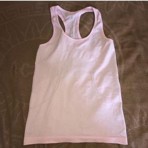 **** SOLD ***** lululemon swiftly tech tank